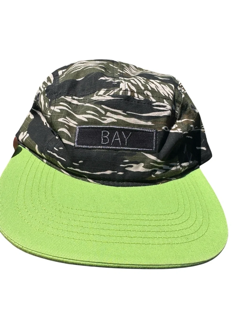 SF BAY Camouflage Retro 80s Biking Running SKATE Hat Lime Green Brim NWT